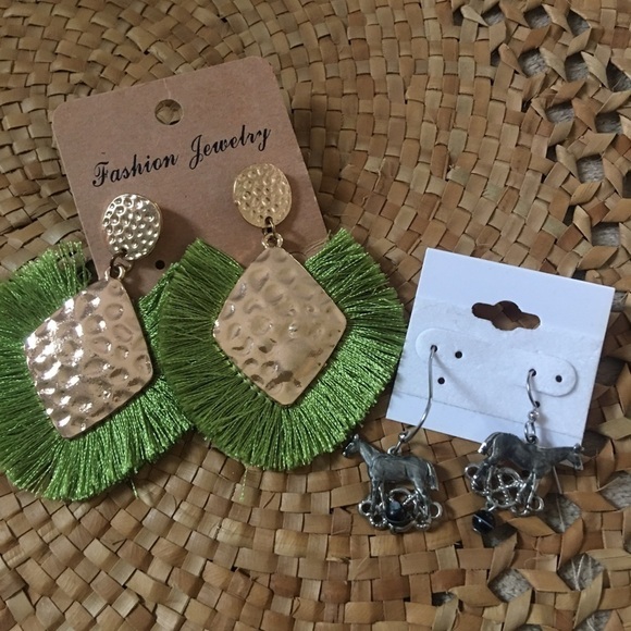 9 pcs of costume jewelry great for that boho, gypsy, cottagecore, most any look. - Picture 1 of 7